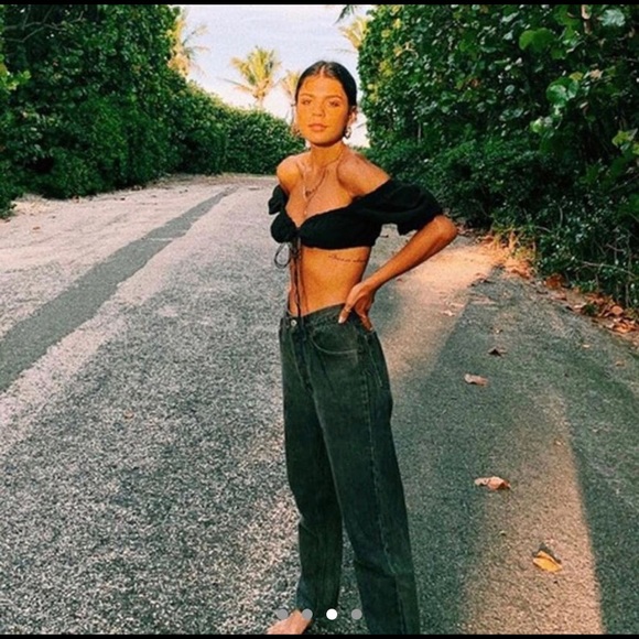 tie top **SOLD** - Picture 3 of 4